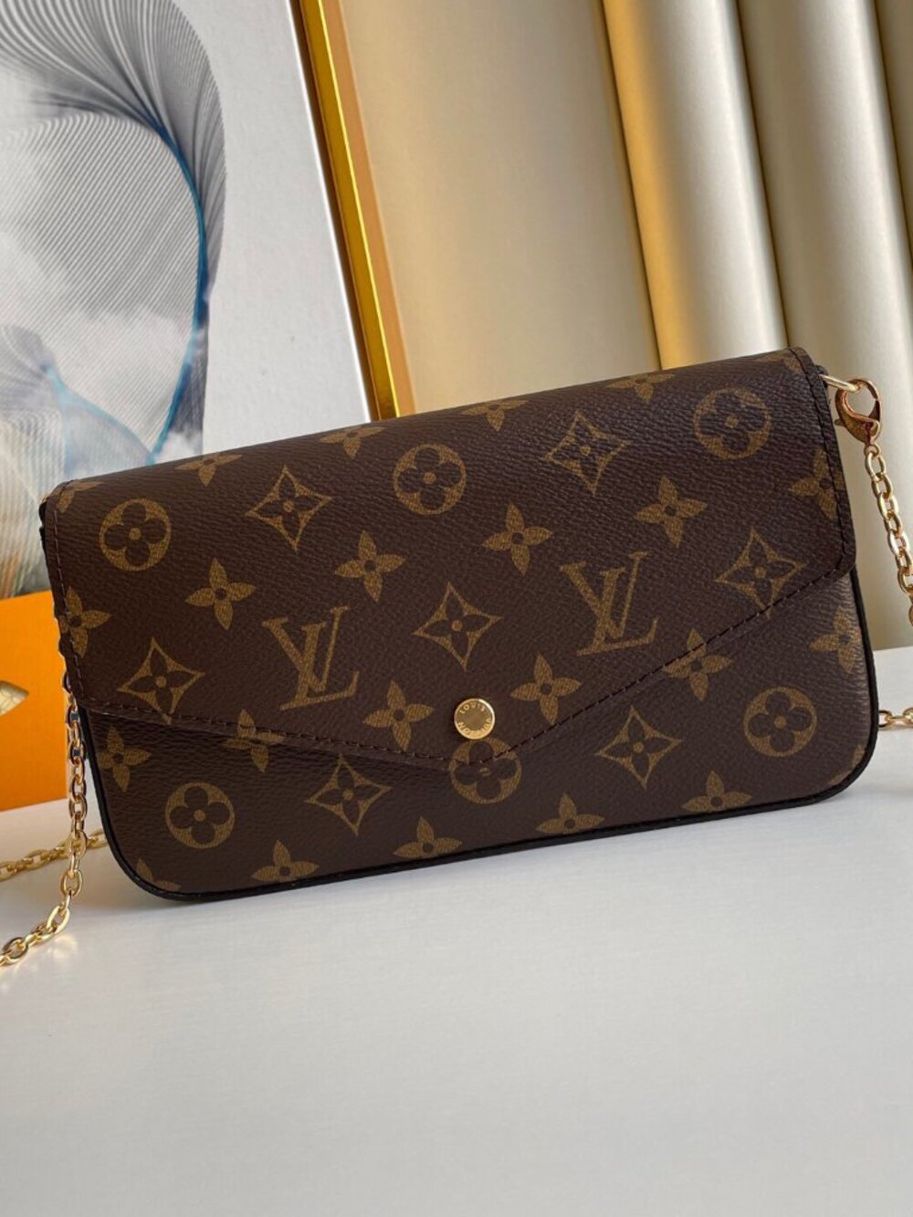 lv Pochette Felicie Monogram Fuchsia Lining